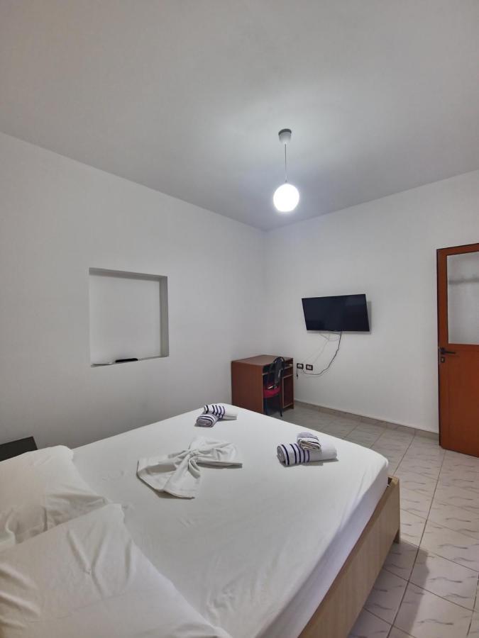 Villa Malaj Vlorë Buitenkant foto