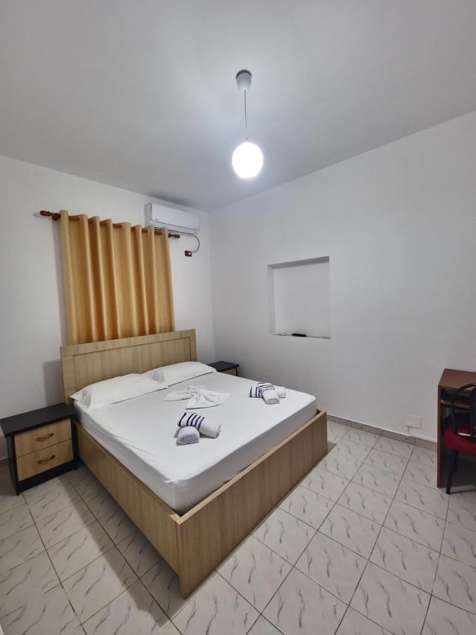 Villa Malaj Vlorë Buitenkant foto